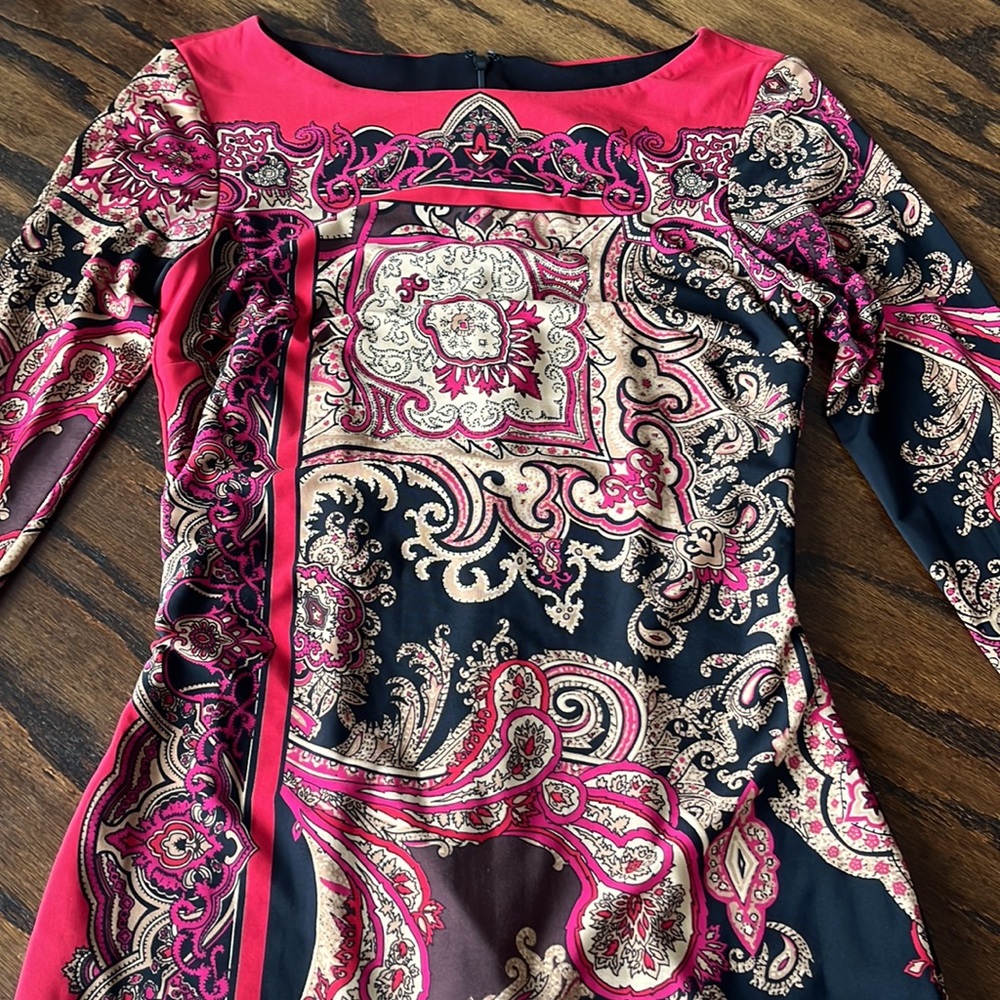 Cache dress - Picture 2 of 3